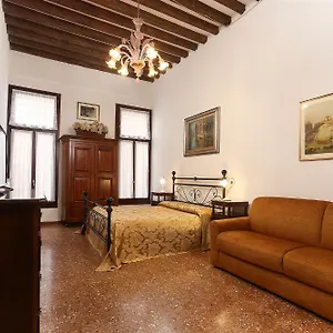  Appartement Leoncini With A Wonderful Canal View
